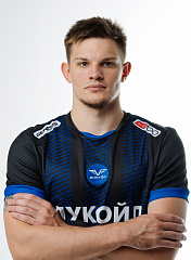 Максим Ермолин